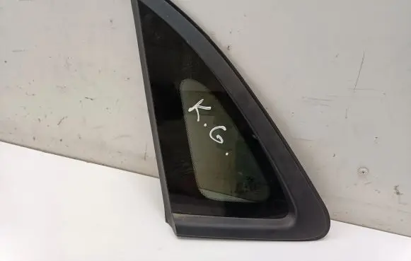 Hyundai Kona I Rear side window 43R019700