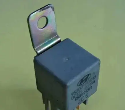 Hyundai Terracan Other relay 95200-M3010 95200M3010