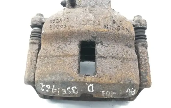 Nissan Almera N16 Front brake caliper