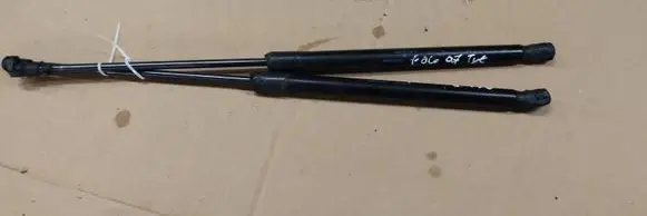 Volkswagen Polo IV 9N3 Front bonnet/hood damper/strut 4839QB