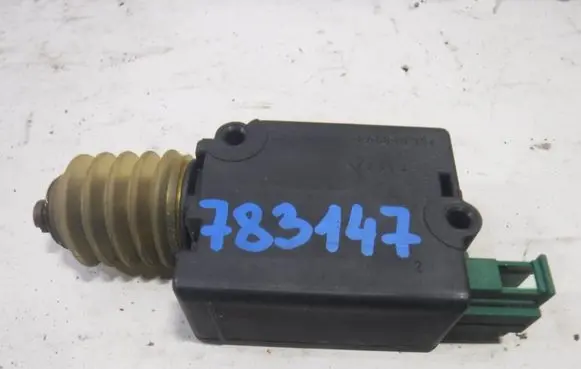 Audi A6 S6 C5 4B Tailgate boot lock/latch motor 4B9962115