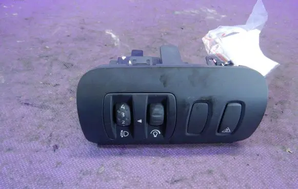 Renault Megane II Light switch 8200095495B
