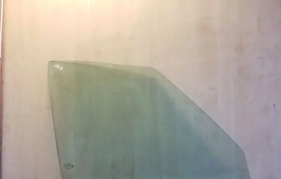 Citroen C4 I Picasso Front door window glass four-door 43R001100