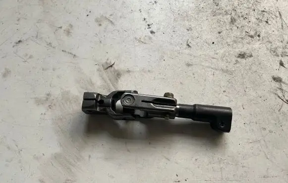 Steering column universal joint