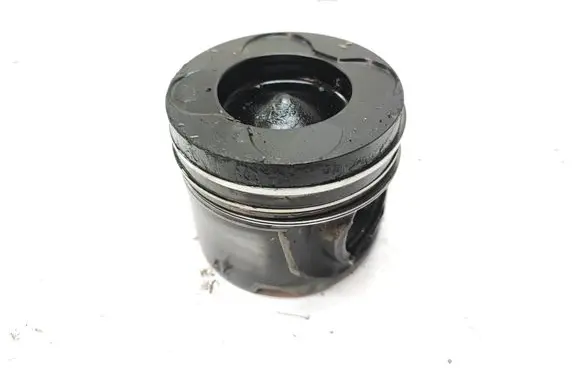 BMW X3 E83 Piston 84L107