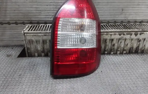 Opel Zafira A Rear/tail lights