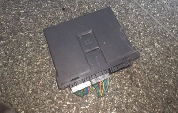 Nissan Primera Comfort/convenience module 28550AV710