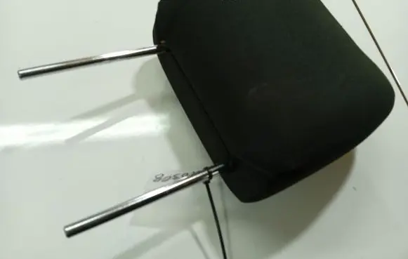 Toyota Corolla Verso AR10 Front seat headrest 