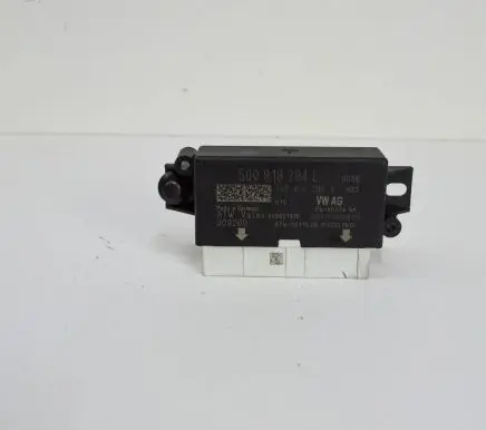 Volkswagen PASSAT B8 Parking PDC control unit/module 5Q0919294L