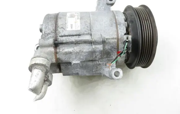 Chevrolet Captiva Air conditioning (A/C) compressor (pump) 557805030