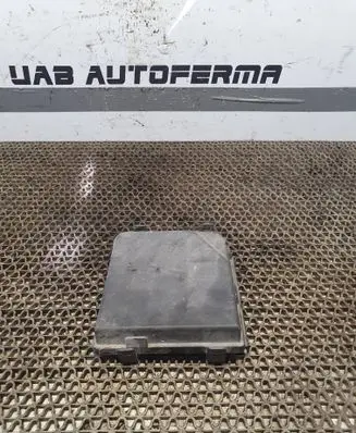 Nissan Qashqai Fuse box cover