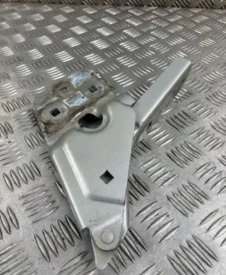 Volkswagen Touareg II Engine bonnet/hood hinges 7P6823301