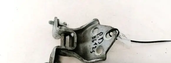 Mitsubishi Space Star Front door upper hinge