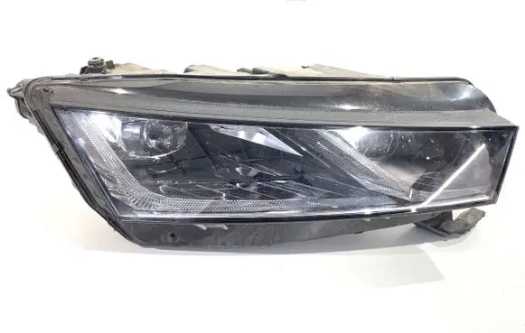 Skoda Octavia Mk4 Headlight/headlamp 5E4941016A