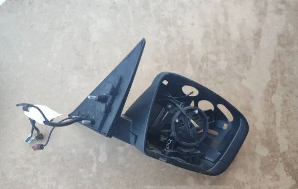 Maserati Levante Front door electric wing mirror E3041116