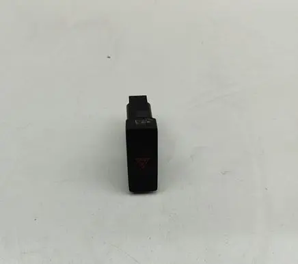 Mazda CX-5 II Hazard light switch K123664H0