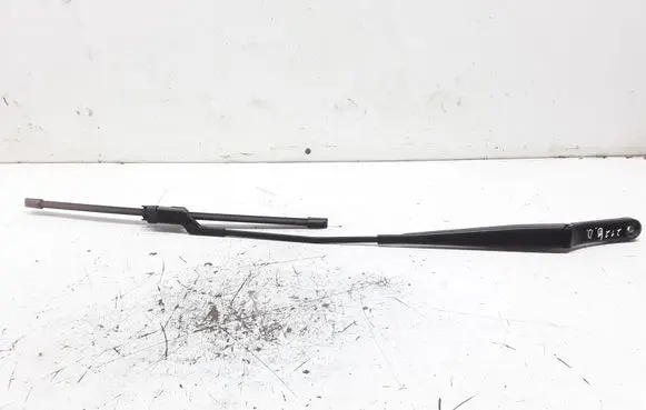 Volkswagen PASSAT B6 Windshield/front glass wiper blade 