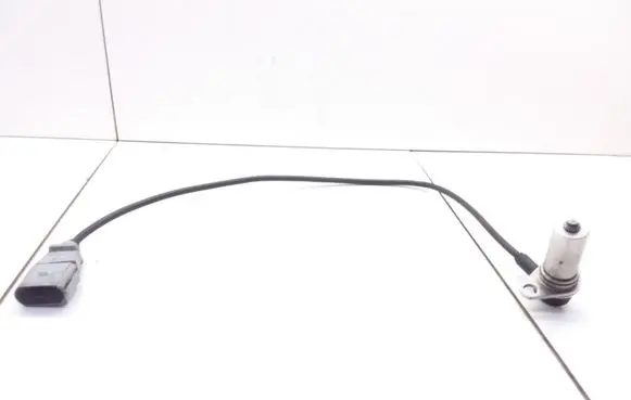 Skoda Fabia Mk1 (6Y) Crankshaft position sensor 038907319A