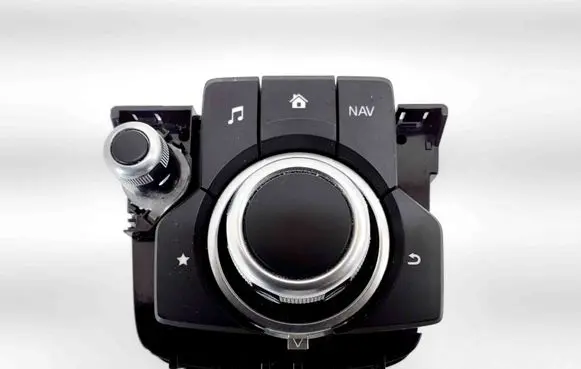 Head unit multimedia control