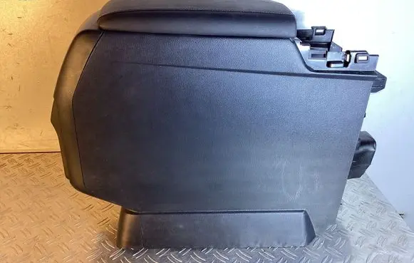 Lexus RX 450H Armrest 5891148070 5891248150