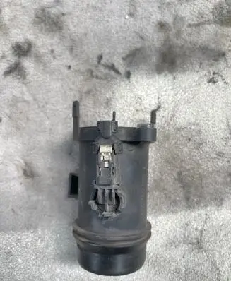 BMW 5 F10 F11 Mass air flow meter 8506359 11884414