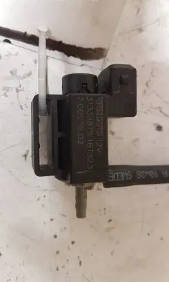 Volvo V60 Vacuum valve 31339879 70051502