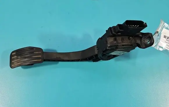 Ford Mondeo MK IV Accelerator throttle pedal 6G929F836NC IMPRK1579823