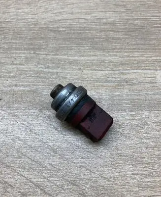 Coolant temperature sensor