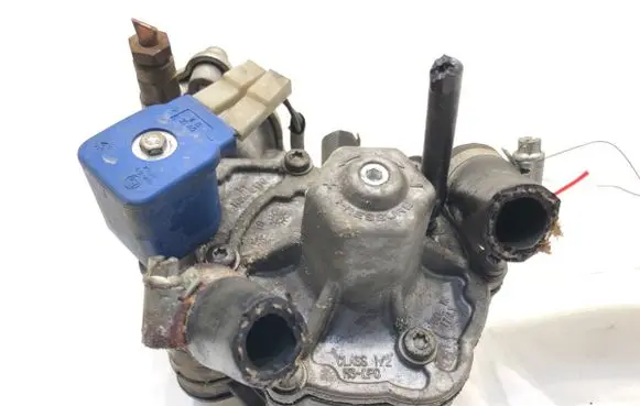 Skoda Octavia Mk1 (1U) LP gas reducer 