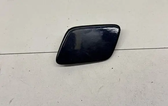 Volkswagen PASSAT B6 Headlight washer spray nozzle cap/cover 3C0955109A