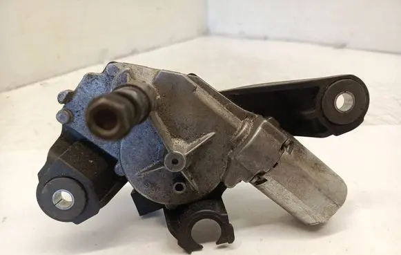Nissan Qashqai Rear window wiper motor 0390201820