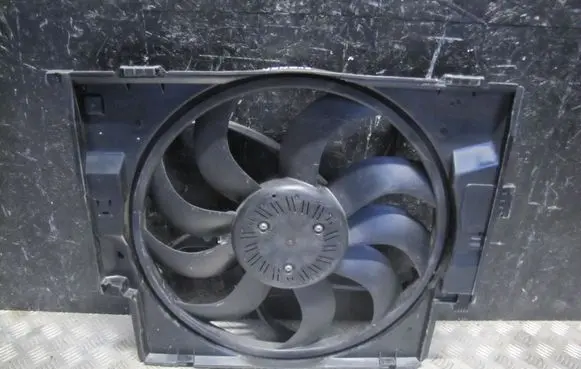 BMW 3 F30 F35 F31 Radiator cooling fan shroud 861631501862119101 VEN018