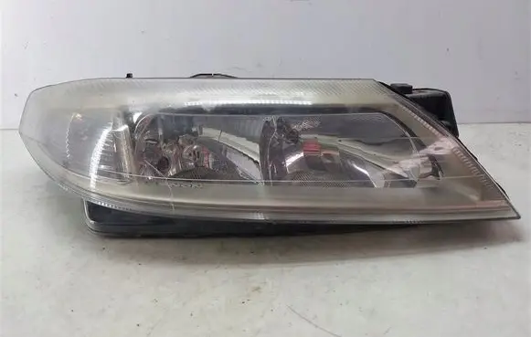 Renault Laguna III Headlight/headlamp 8200163324
