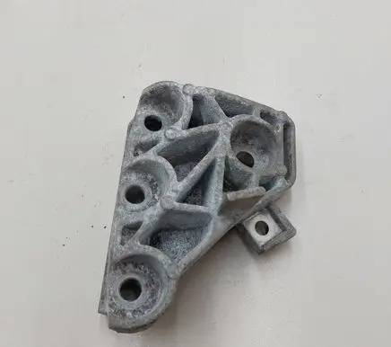 Mini Cooper Countryman R60 Engine mounting bracket