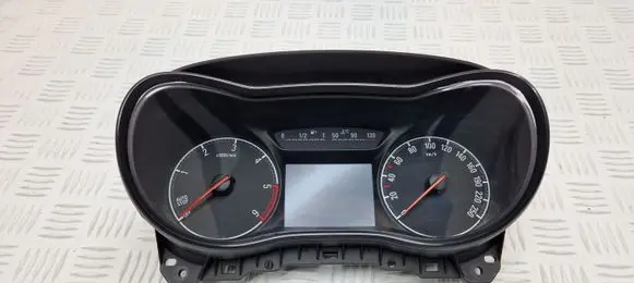 Opel Zafira C Speedometer (instrument cluster) 39129404 367030224 VPGGDF10849GD