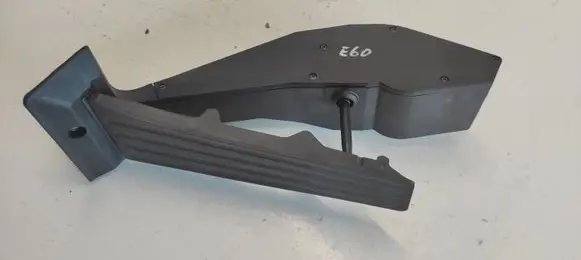 BMW 5 E60 E61 Accelerator throttle pedal 3540676693001 25916010 110504