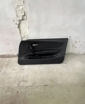 BMW 1 E81 E87 Front door card panel trim 6975350