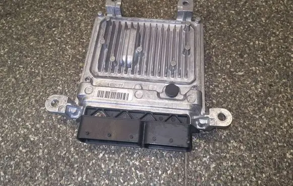 Mercedes-Benz E W212 Engine control unit/module A6511500126 A0054469240