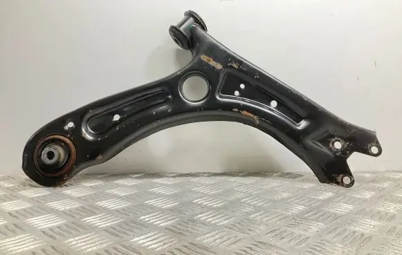 Volkswagen Jetta VI Front lower control arm/wishbone 10121 4422