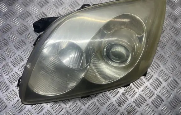 Toyota Avensis T250 Headlight/headlamp 9922680008 H112V55W