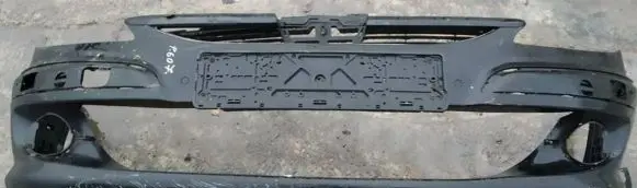 Peugeot 607 Front bumper juodas