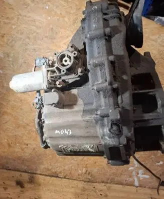 Land Rover Discovery 3 - LR3 Gearbox transfer box case 8454228031