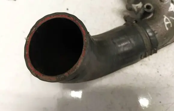 Jaguar XJ X351 Intercooler hose/pipe ch200004 pc4202