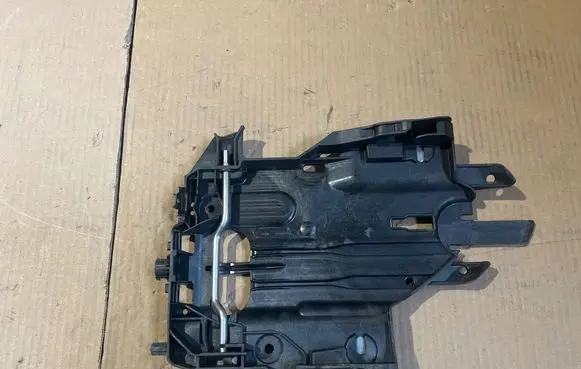 Porsche 911 991 Headlight/headlamp mounting bracket 6913212830