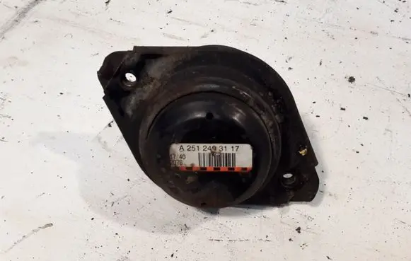 Mercedes-Benz ML W164 Engine mount bracket A2512403117
