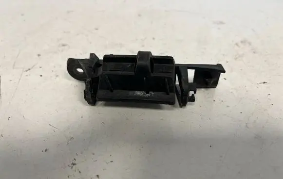 Audi A5 Sportback 8TA Rear bumper mounting bracket 8T8807889