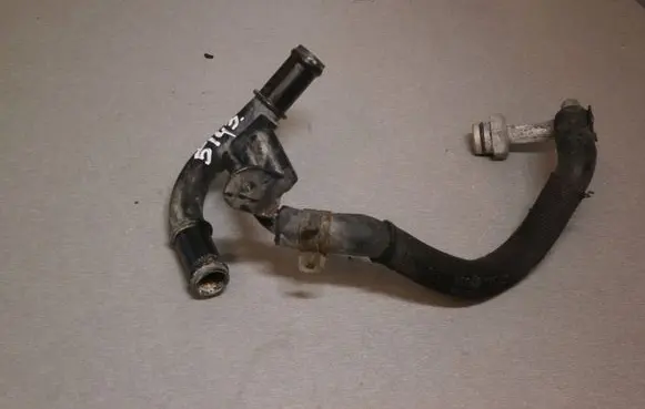 Volkswagen PASSAT B5.5 Engine coolant pipe/hose 07D121493D