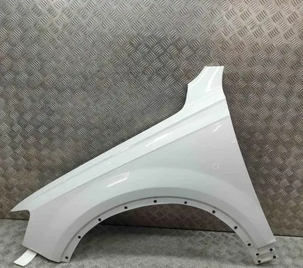 Audi Q7 4M Fender 4M0821105D