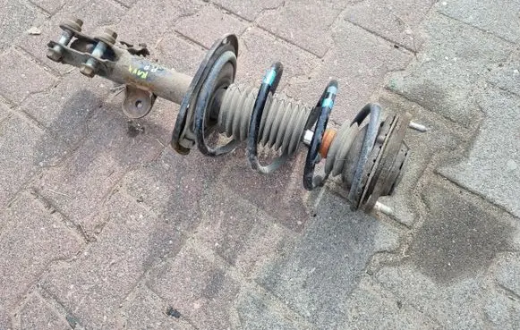 Toyota RAV 4 (XA40) Front wheel hub spindle knuckle MCPERSON