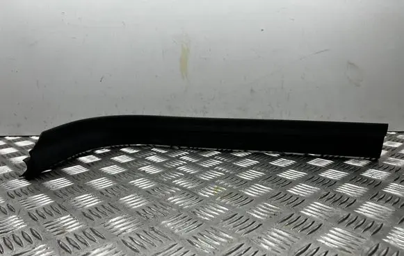 Front sill trim cover